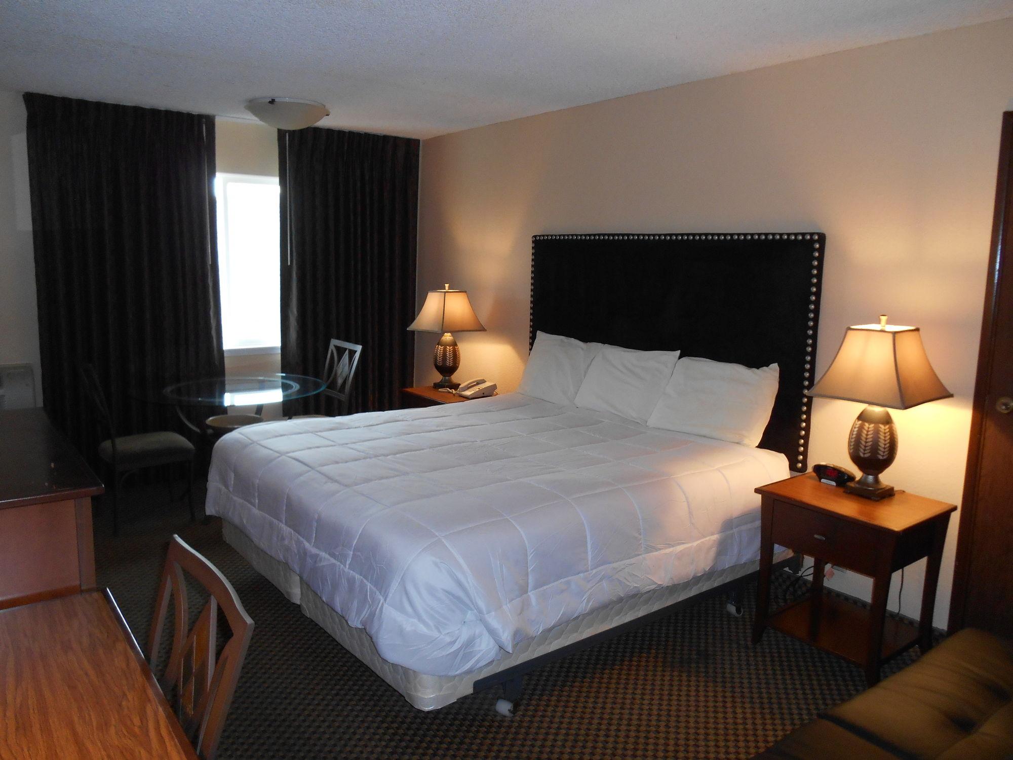 Guesthouse Inn & Suites Eugene/Springfield Exterior photo